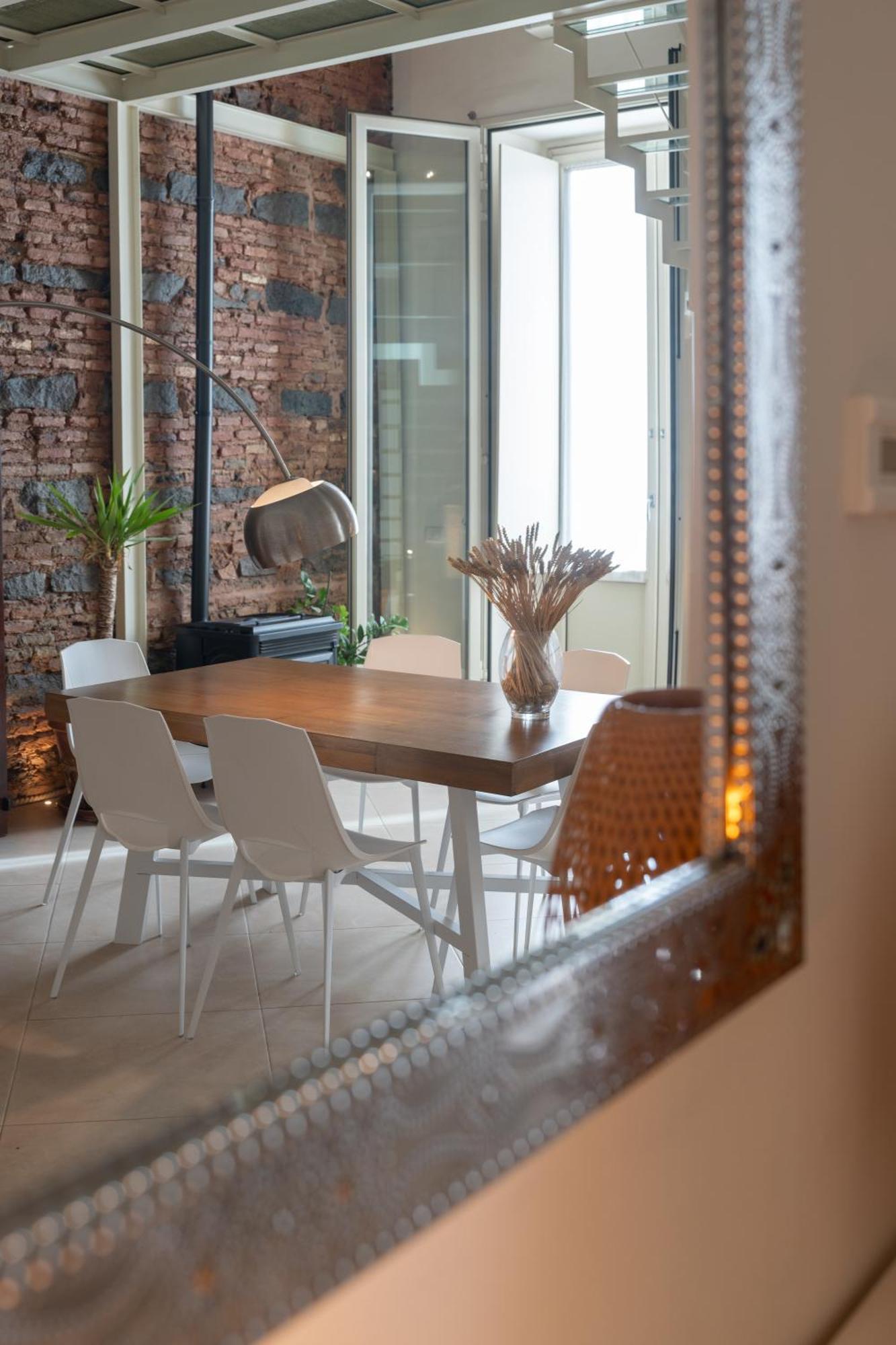 Amenano Apartments Catania Bagian luar foto