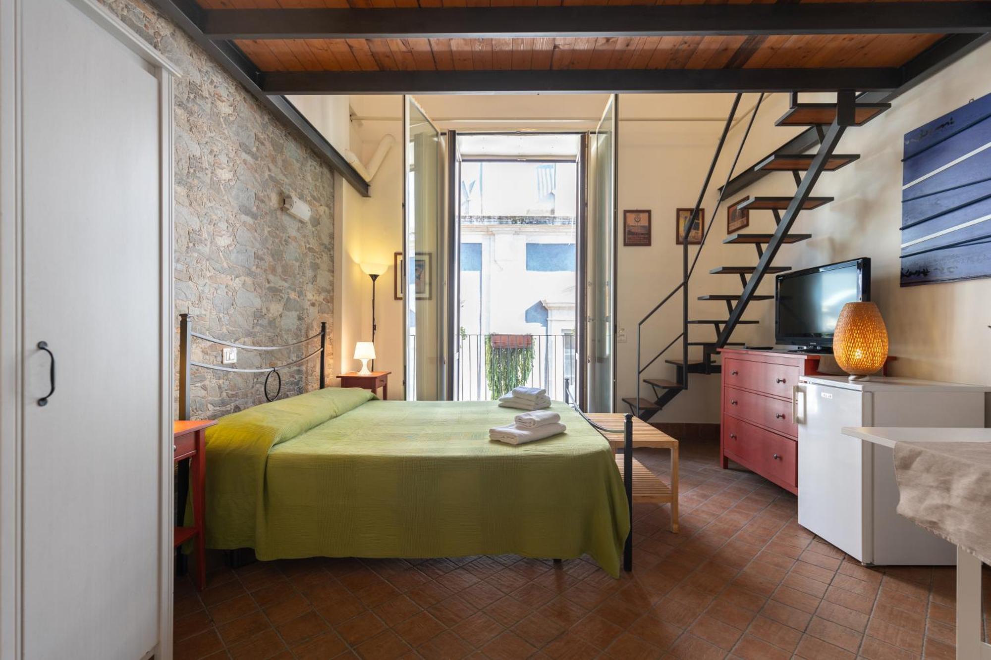 Amenano Apartments Catania Bagian luar foto