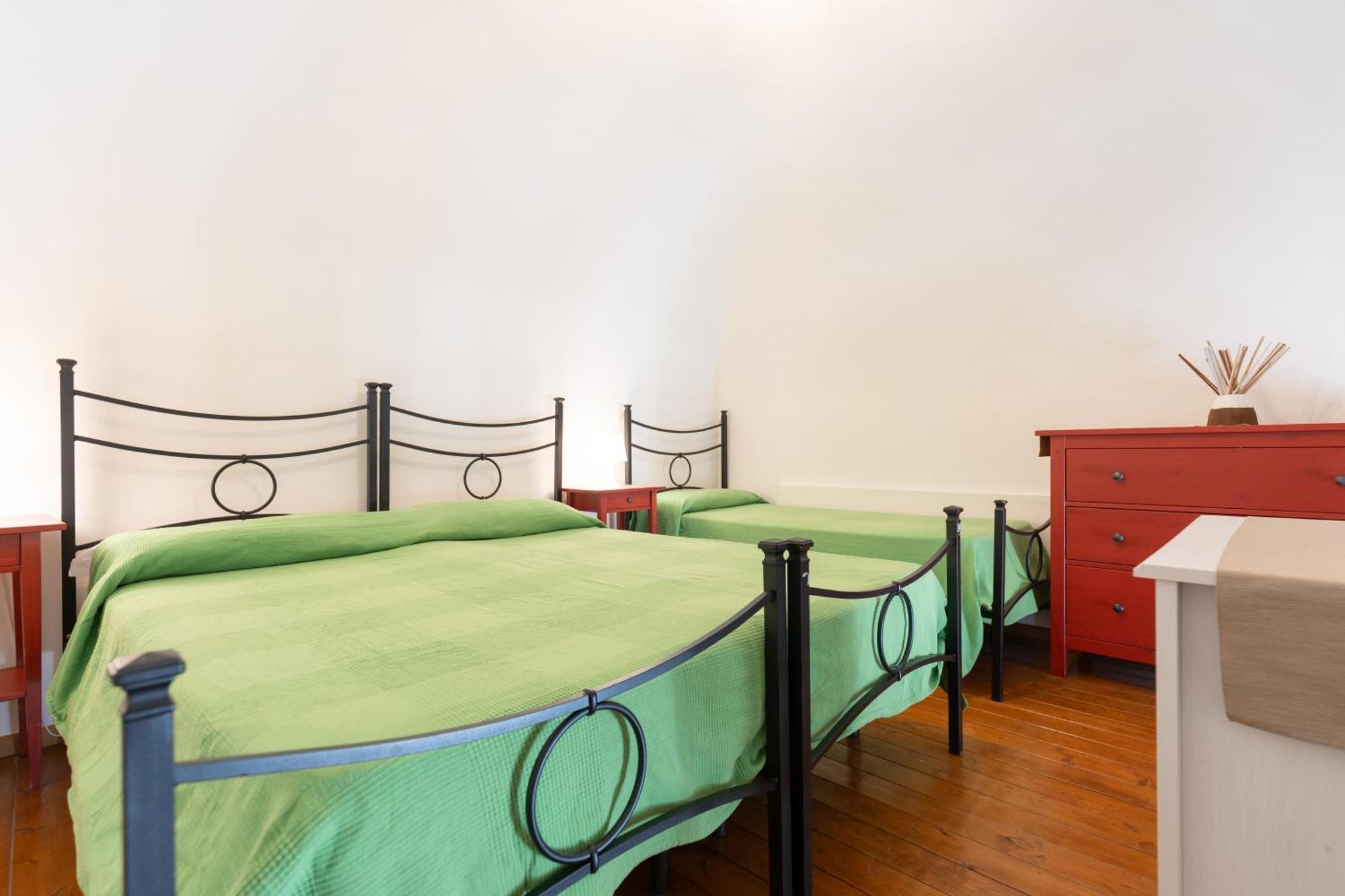 Amenano Apartments Catania Bagian luar foto